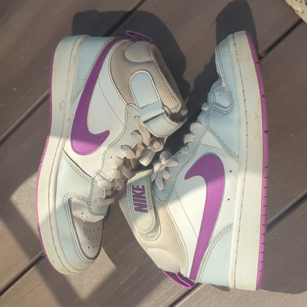 GIRLS' NIKE BIG KID COURT BOROUGH MID 2 SNEAKERS